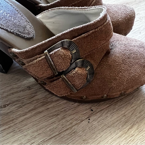 Dana Buchman Leather Heeled Western Boho Clog Mules with Buckles - Picture 3 of 10